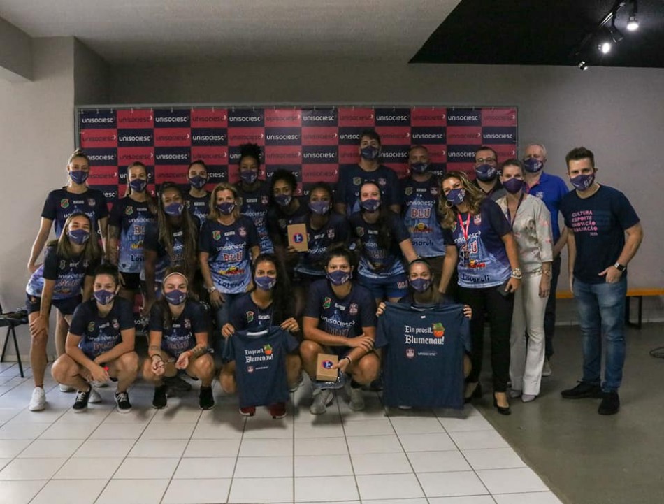 Estreia de Blumenau na Liga de Basquete Feminino é adiada