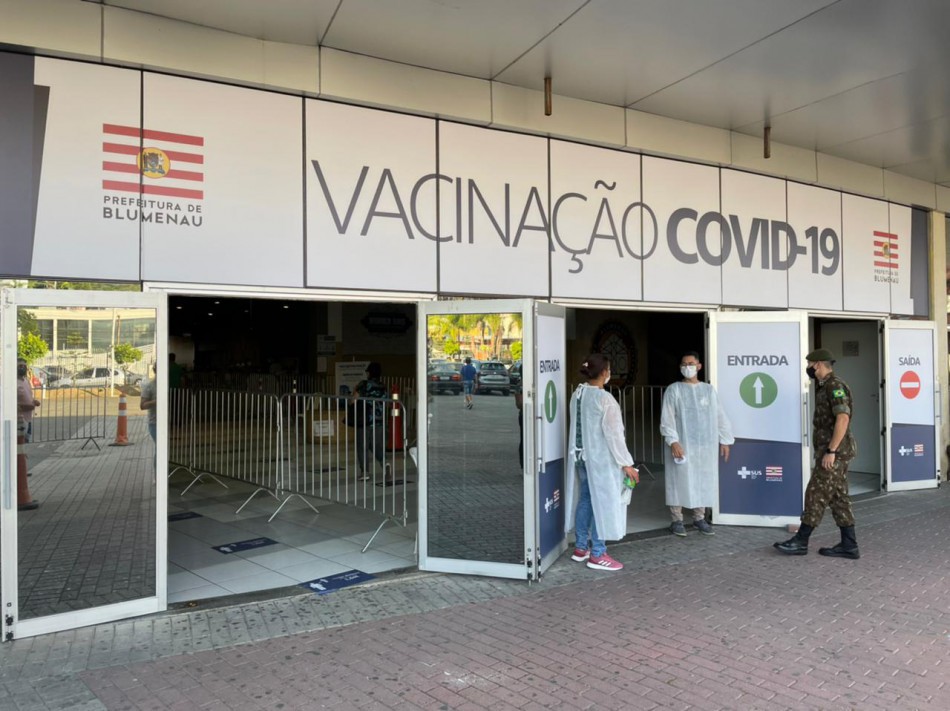 Central de Vacinação e Ambulatório da Vila Germânica estarão funcionando no feriado de aniversário de Blumenau
