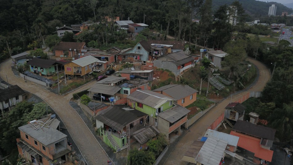 No aniversário da cidade quem ganha o presente é a comunidade da Vila Vitória 