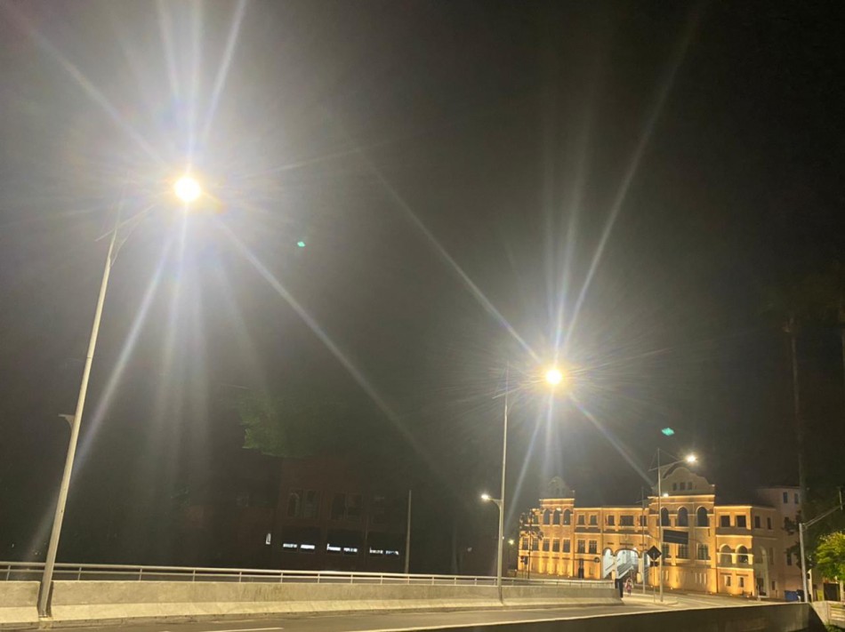 Prefeitura inicia modernização da iluminação pública em vários bairros da cidade