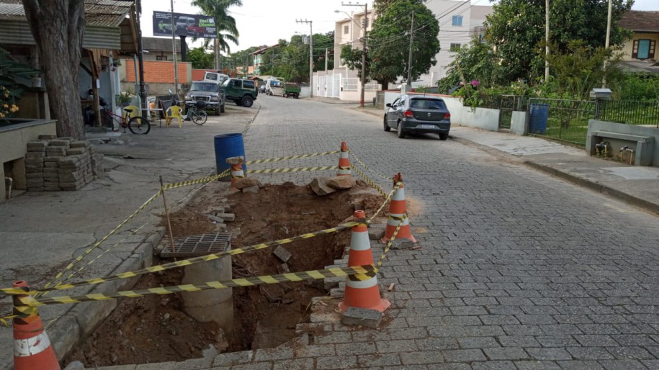 Manutenção em tubulação na Rua 5 de Outubro será executada na segunda, dia 26 