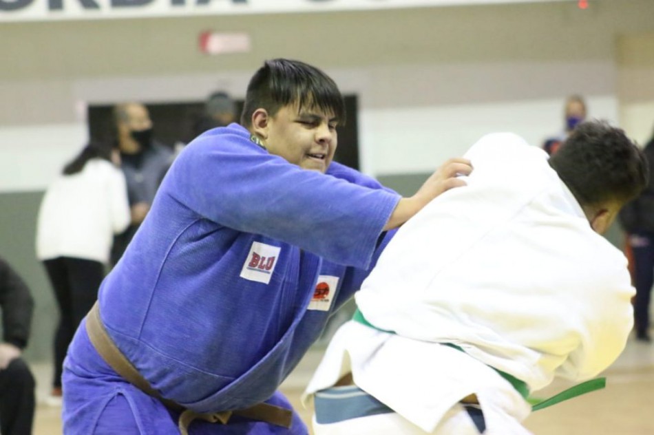 Atleta de Blumenau disputa na Itália o Mundial de Judô com a Seleção Brasileira
