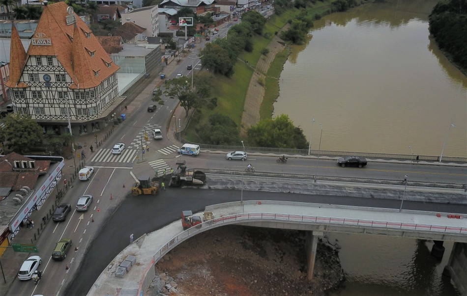 Nova Ponte do Centro é pavimentada nesta sexta-feira, dia 4