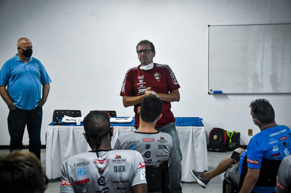 Blumenau Futsal apresenta elenco e inicia preparação para temporada 2022
