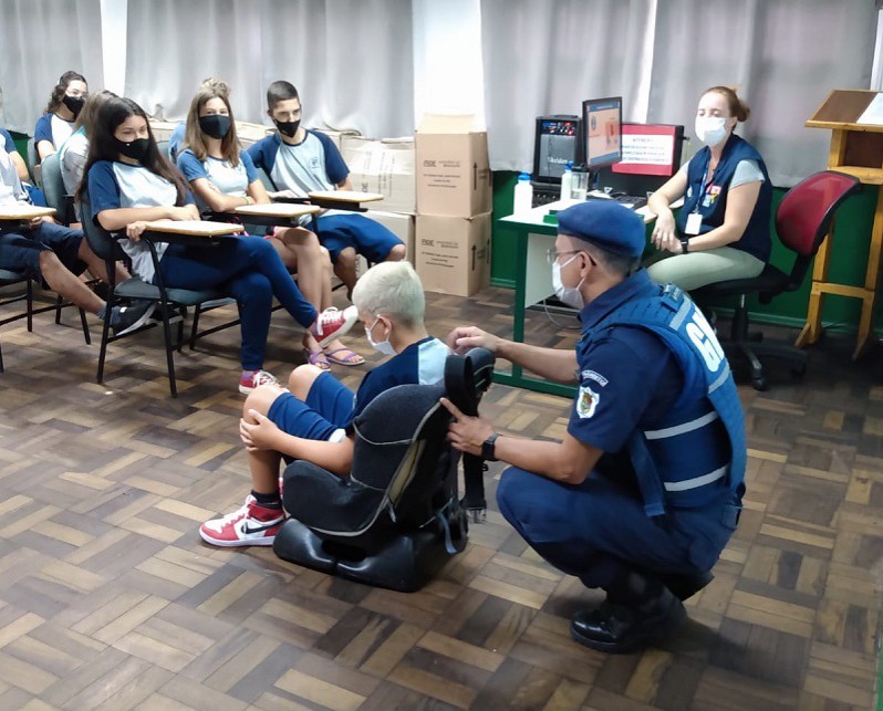 Escola Pública de Trânsito inicia campanha de volta às aulas em Blumenau