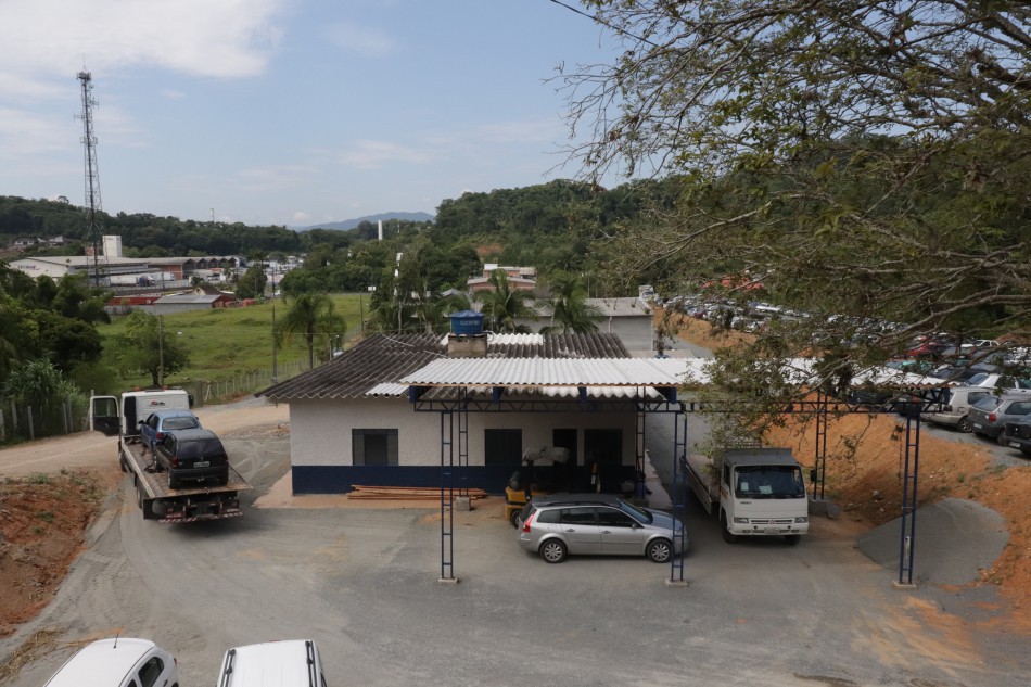 Atendimento de regularização para veículos apreendidos é transferido para novo pátio da Seterb