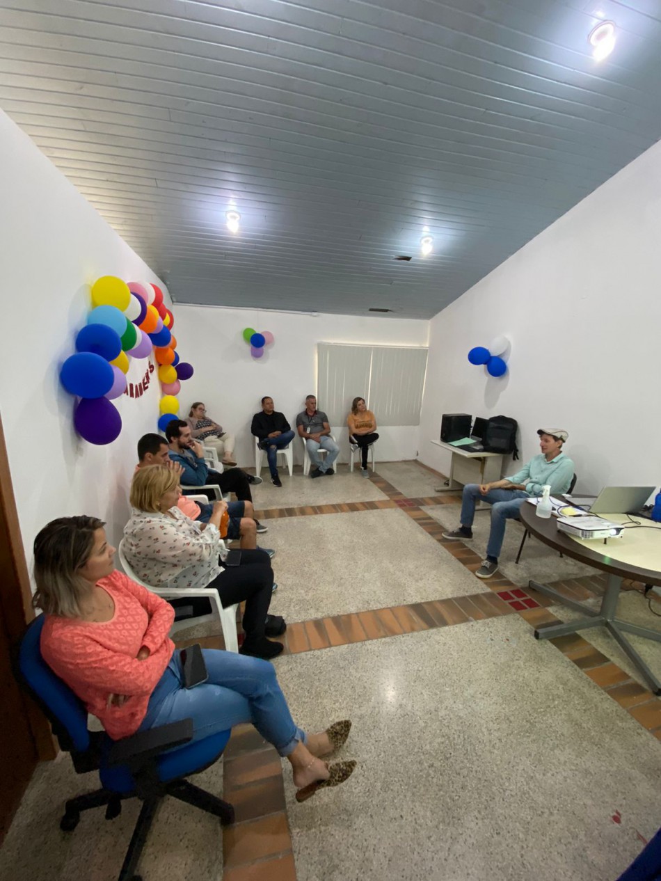 Violência doméstica e de gênero é tema de capacitação para servidores do Centro POP