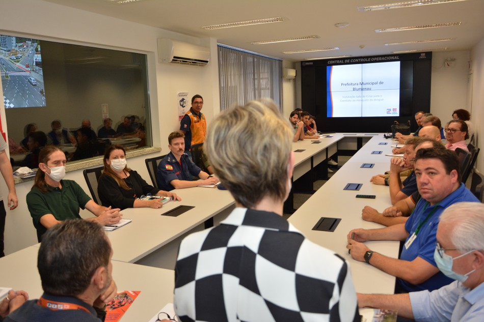 Blumenau reativa Sala de Situação para combater o mosquito Aedes Aegypti