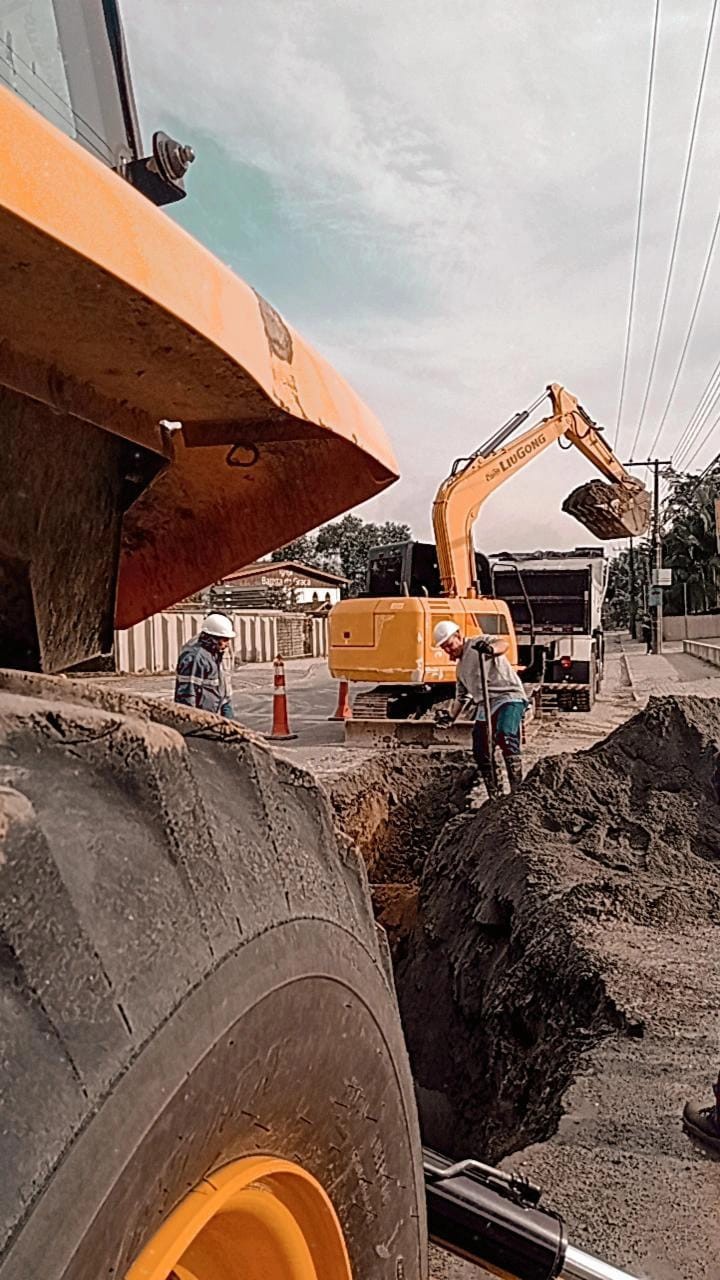 Obras de ampliação de adutora prosseguem na Região Norte da cidade