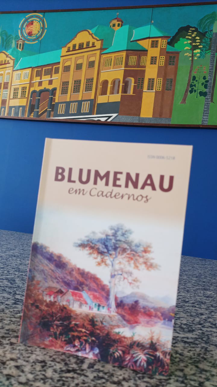 Blumenau em Cadernos resgata história da aeromoça Lisa Taeschner
