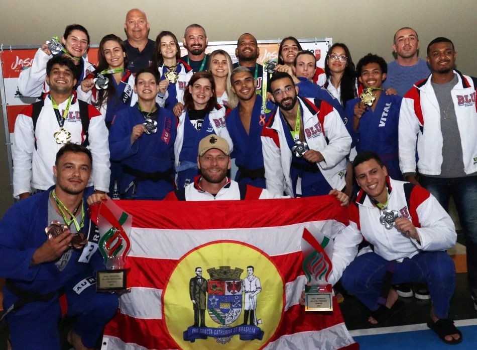 Basquete feminino e Jiu-jitsu conquistam títulos para Blumenau no JASC