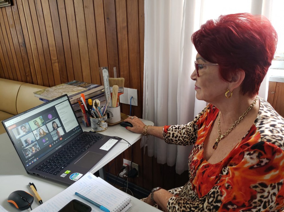 Fórum estadual reúne experiências dos arquivos históricos