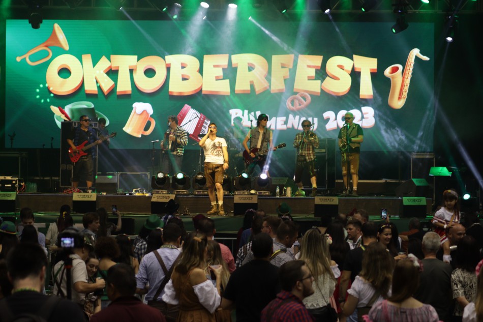 PolkaRock estreia na Oktoberfest Blumenau