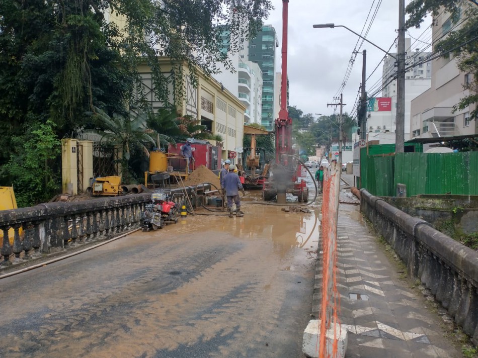 Sábado ocorre nova etapa de escavações na cabeceira da Ponte da Rua Paraíba