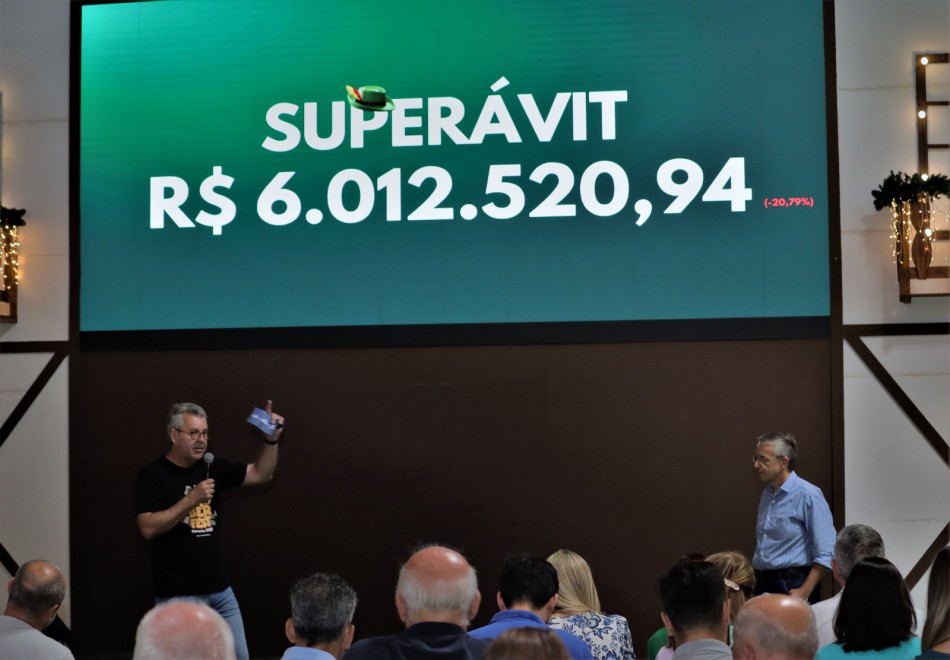 Oktoberfest 2023 apresenta receita recorde e segundo maior superávit da história
