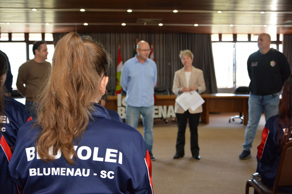 Prefeitura de Blumenau é oficializada como nova patrocinadora do Bluvolei