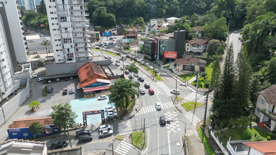 Implantação de quarta faixa em trecho da Avenida Martin Luther inicia na próxima semana