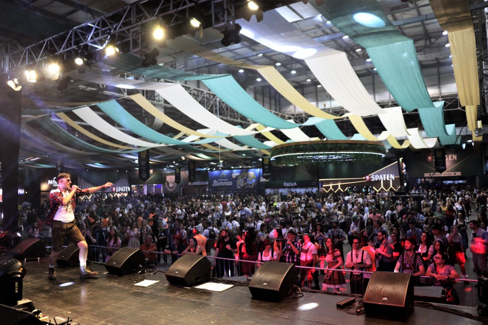 Chega ao fim a 38ª Oktoberfest de Blumenau