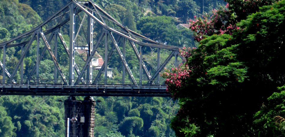 Ponte de Ferro fica fechada para levantamento topográfico e sondagem no feriado e no fim de semana