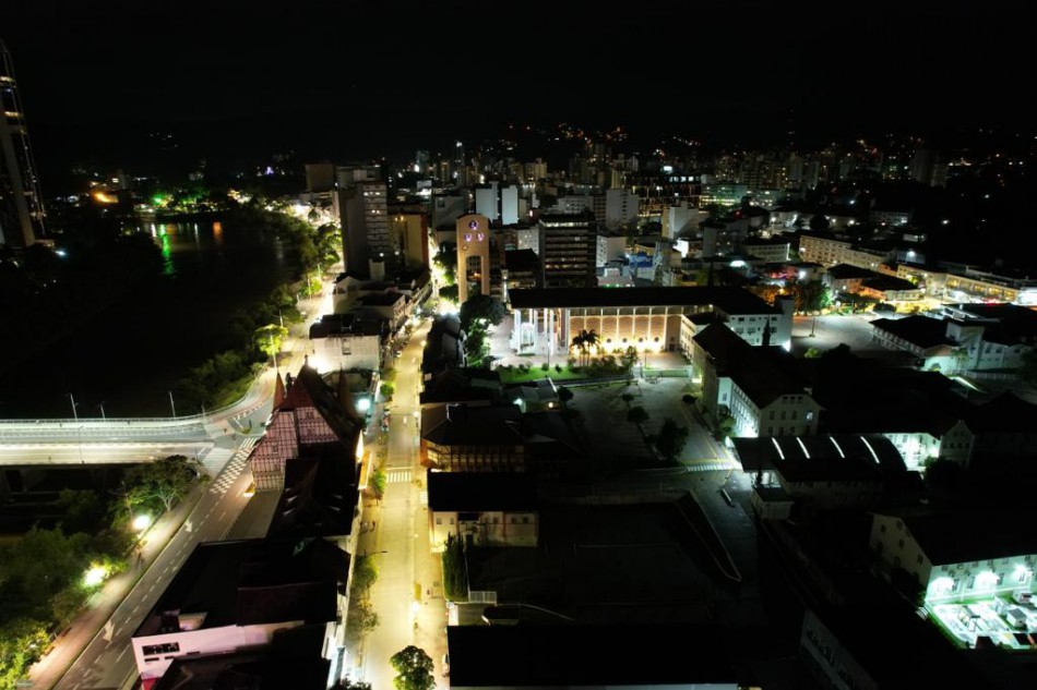 Obra de revitalização da iluminação pública na Região Central inicia nesta semana