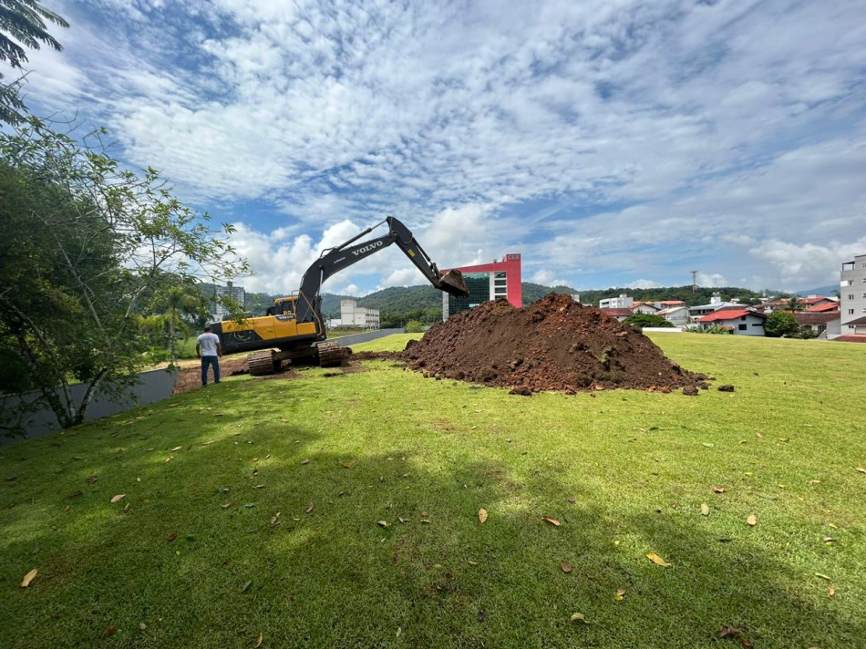 Prefeitura inicia obra de contenção no bairro Vorstadt