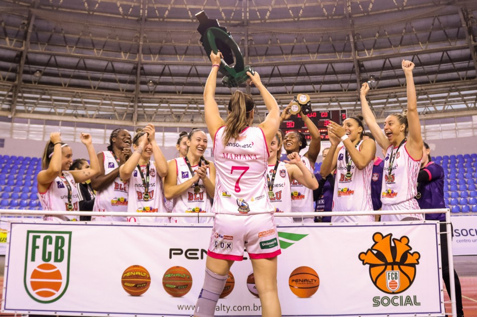 Basquete feminino de Blumenau é campeão da Copa Santa Catarina