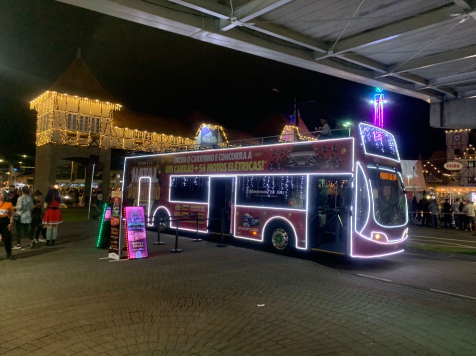 Natal em Blumenau vai proporcionar passeios temáticos gratuitos pelo City Tour
