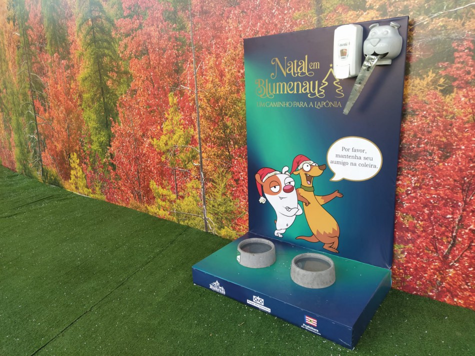 Natal em Blumenau permite a entrada de pets na área externa do evento