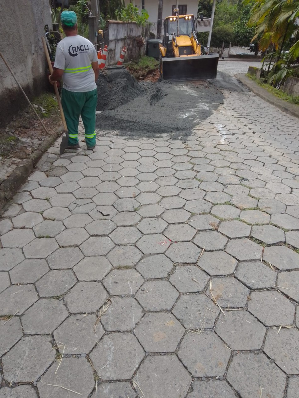 Seurb trabalha na manutenção da cidade após chuvas do fim de semana