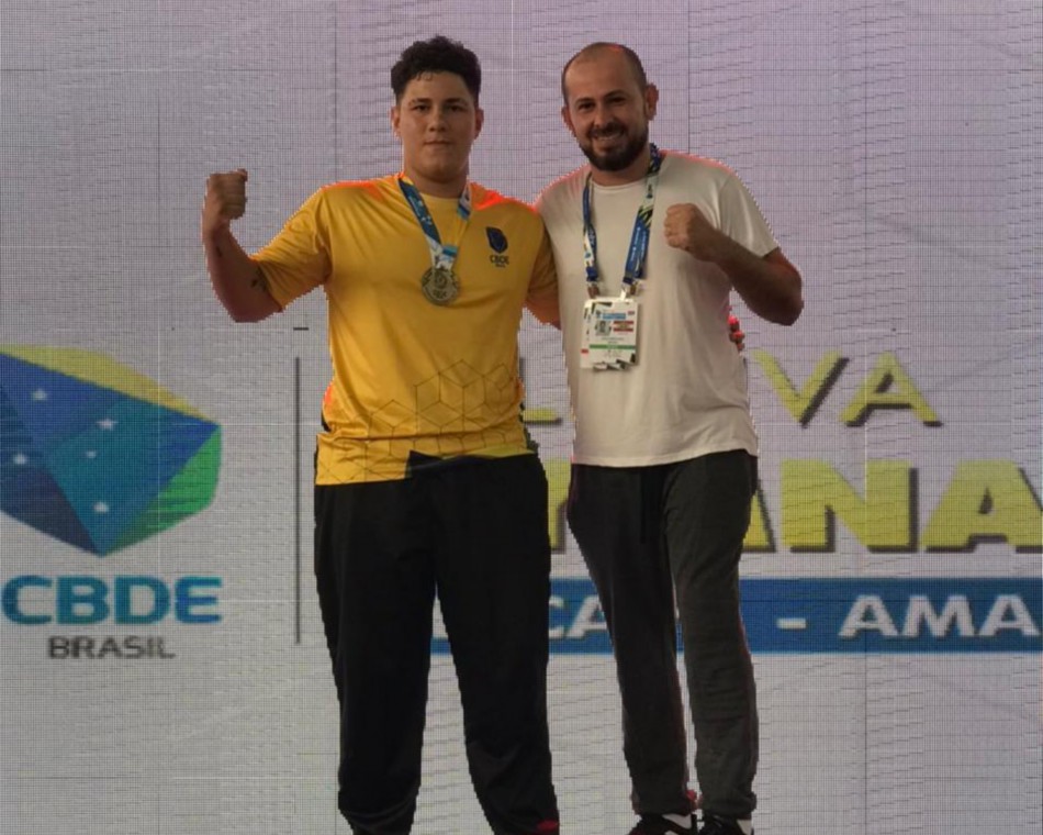 Atleta blumenauense de wrestling irá representar o Brasil na Gymnasiade 2022