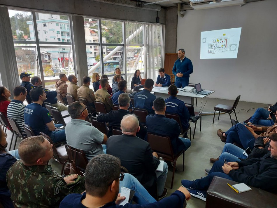 Comissão de Segurança da 37ª Oktoberfest promove primeira reunião