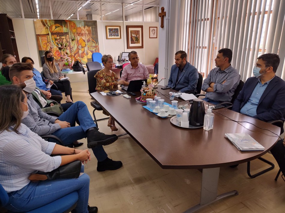 Secretário de Estado da Saúde participa de reunião em Blumenau para conhecer ações de combate à Dengue