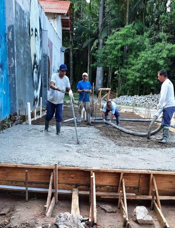 Clima no Vale contribui para o avanço da construção da Praça das Rosas
