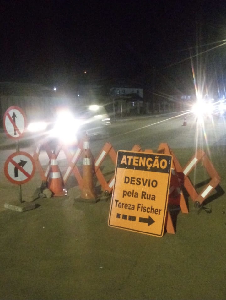 Samae mantém desvio do trânsito em obra na Gustavo Zimmermann
