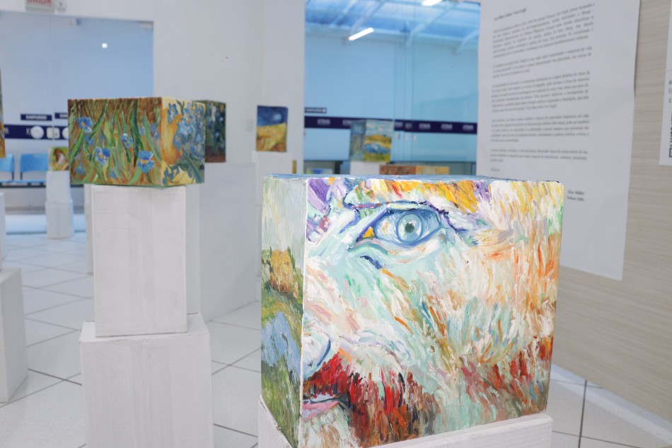 SMC abre exposição "Um olhar sobre Van Gogh" para visitação do público