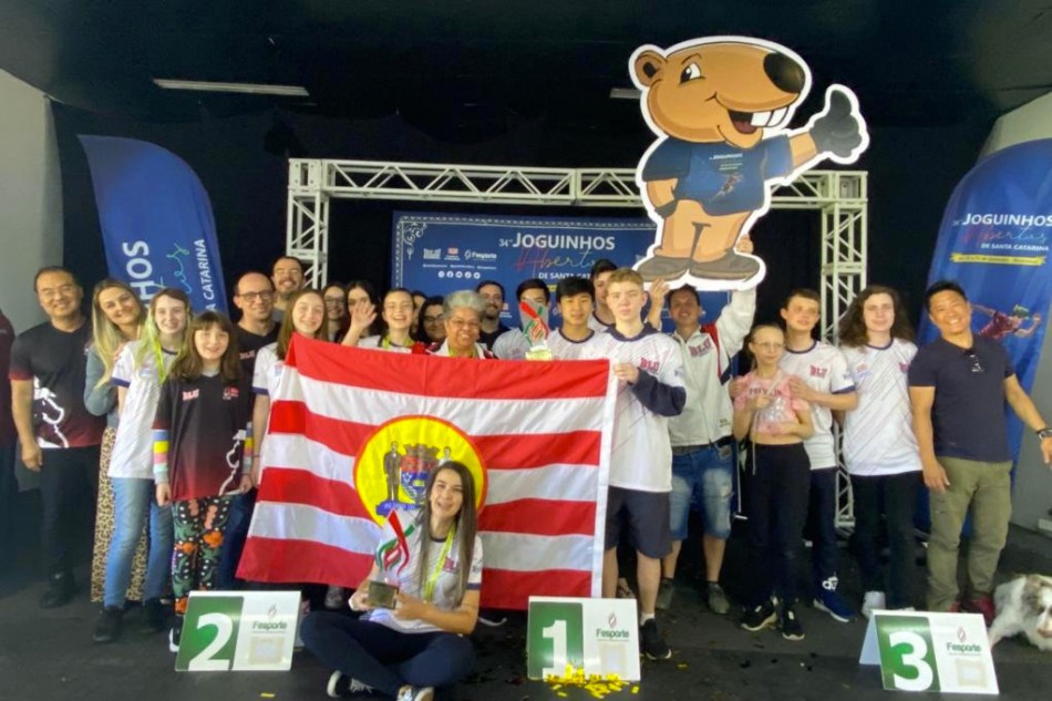Xadrez de Blumenau é campeão dos Joguinhos Abertos 2022