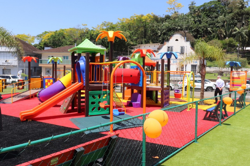 Prefeitura de Blumenau oferece atividades recreativas e esportivas em diversas praças