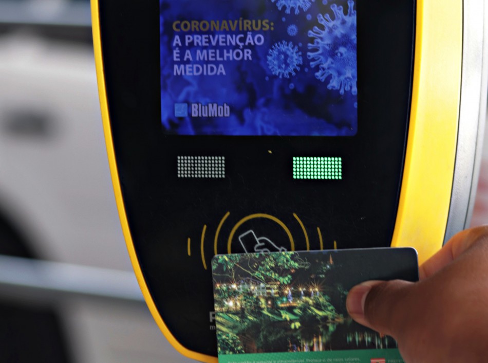 Estudantes têm até o dia 30 de março para fazer o recadastramento de cartão do transporte coletivo