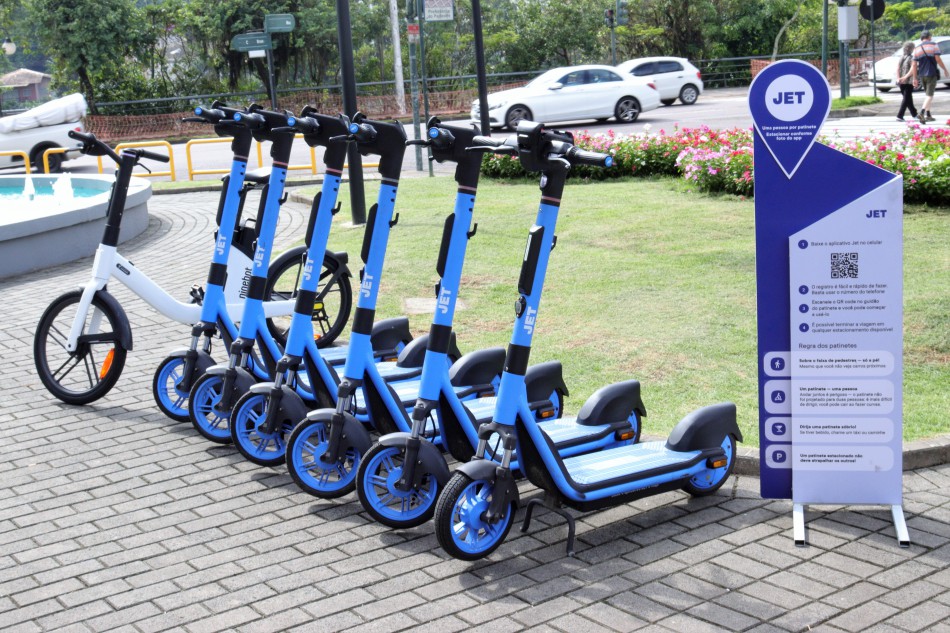Blumenau concede alvará para empresa fomentar o transporte alternativo na cidade