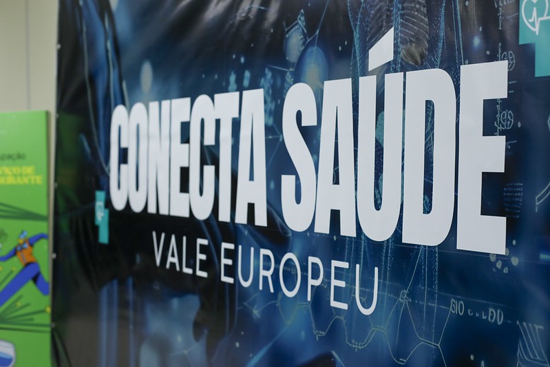 Conecta Saúde reúne empresas e profissionais para debater inovações no setor