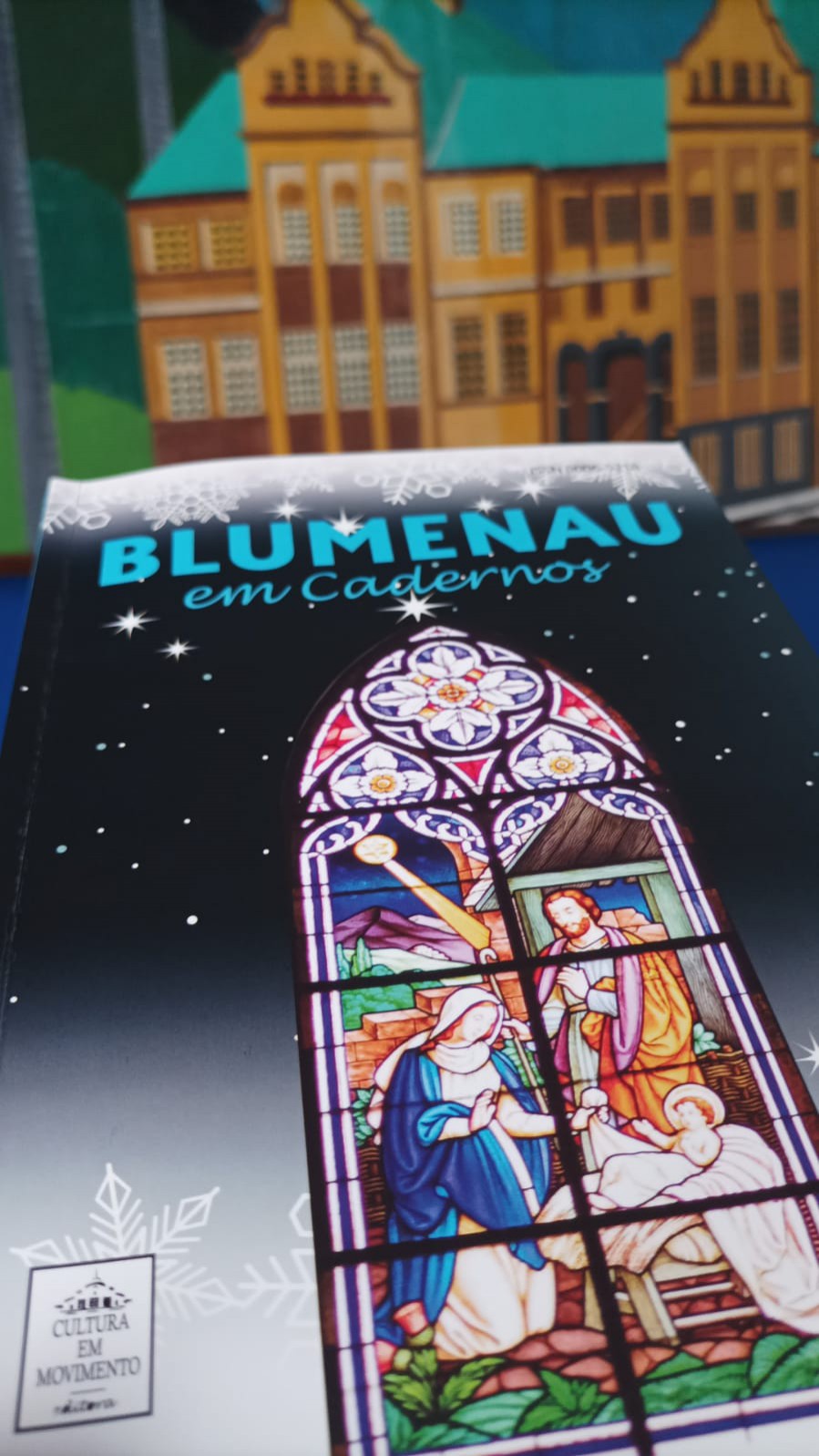 Igreja do Espírito Santo é destaque na Revista Blumenau em Cadernos
