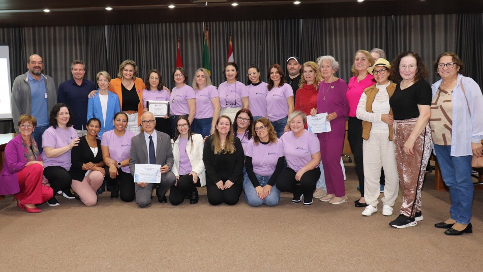 Equipe do Banco de Leite Humano de Blumenau comemora os 25 anos