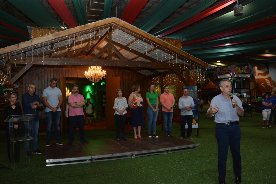 Mais de mil pessoas participam de ação de natal promovida pela Semudes