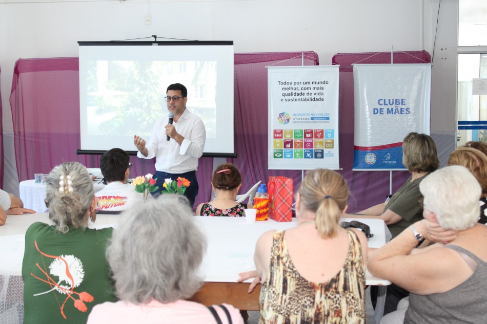 Clubes de Mães participam de palestras sobre saúde na Pró-família