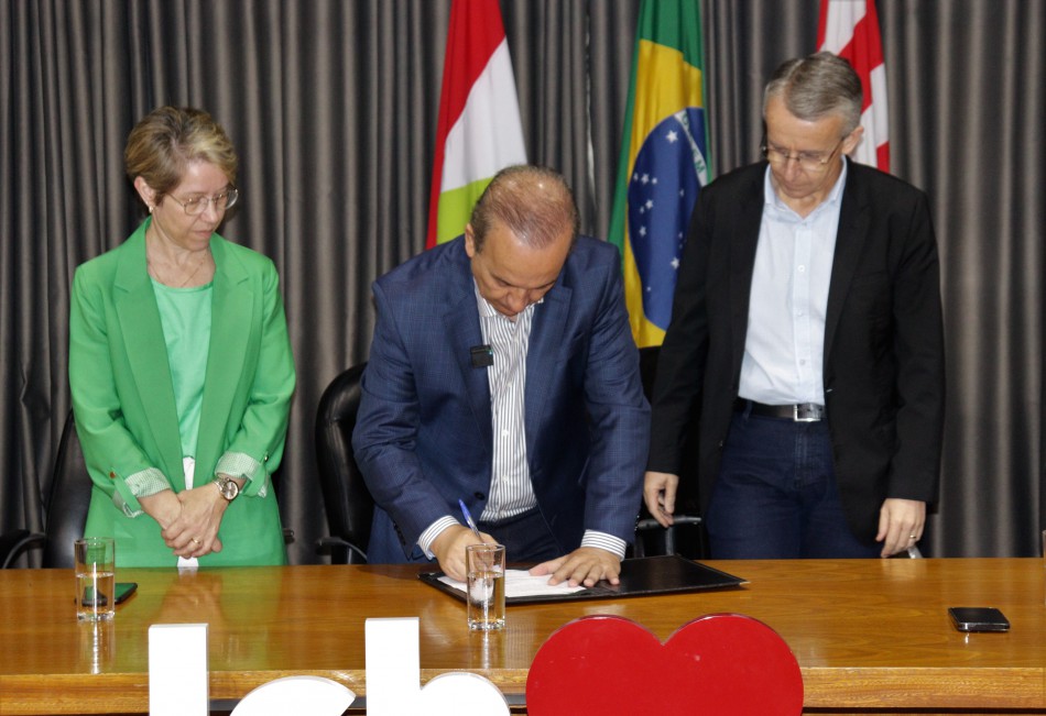 Reurbanização da Margem Esquerda tem ordem de serviço assinada