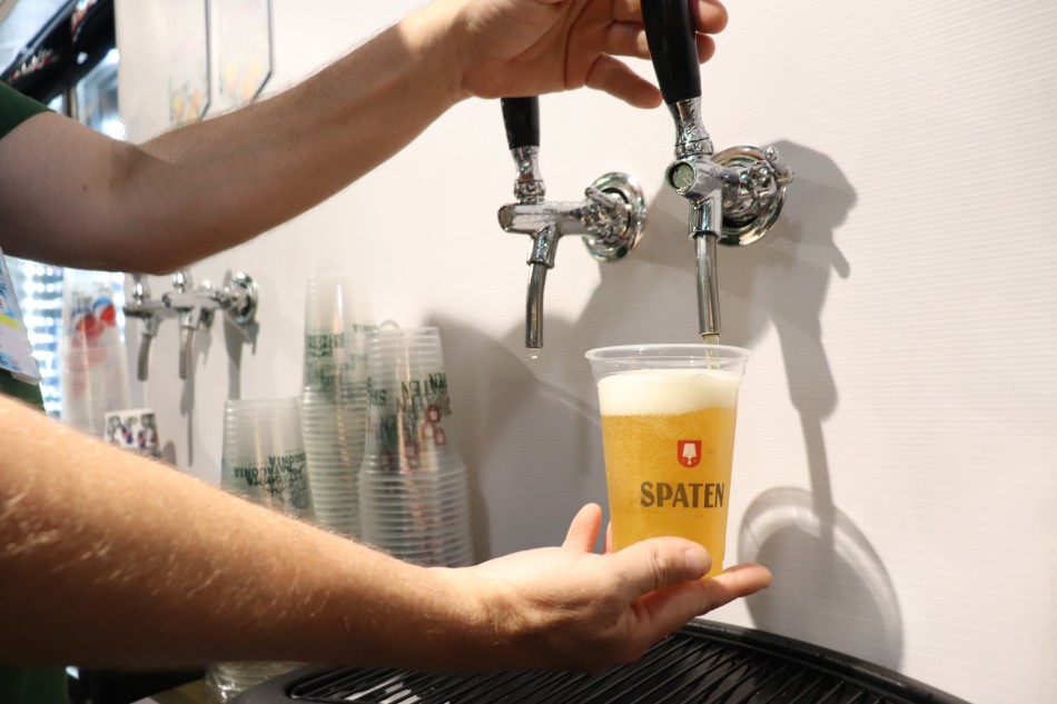 Oktoberfest tem mais de 125 rótulos de chopes e cervejas 