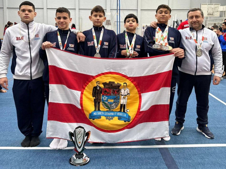 Blumenau conquista primeiro troféu nos Joguinhos Abertos de Santa Catarina