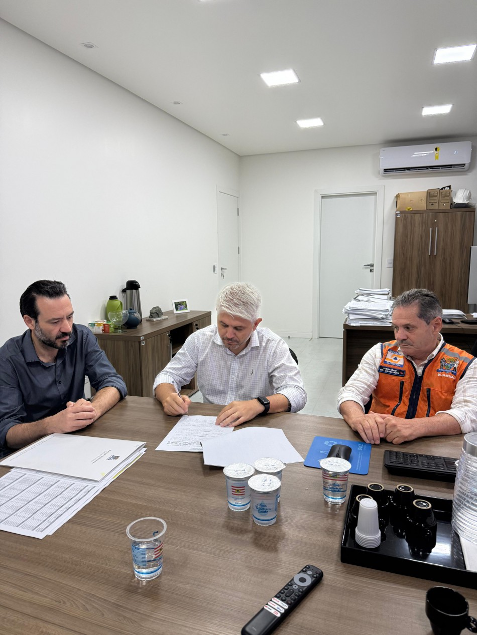 Blumenau decreta situação de emergência em virtude das consequências das chuvas 