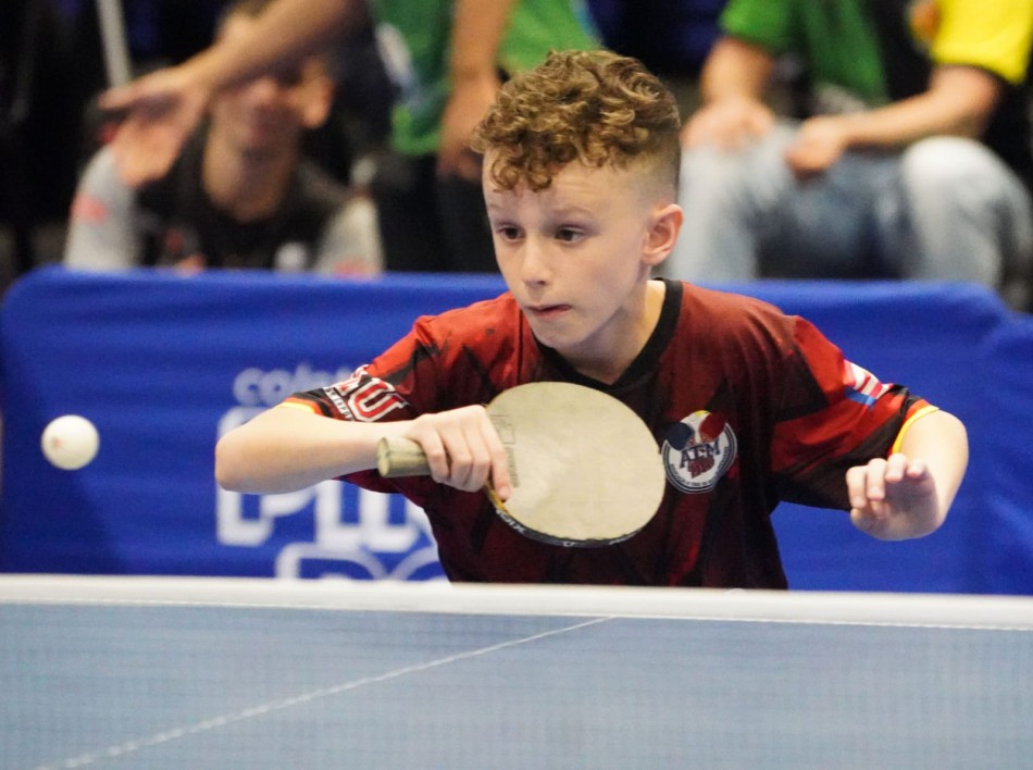 Atleta de Blumenau vence seletiva nacional e vai representar a Seleção Brasileira de tênis de mesa