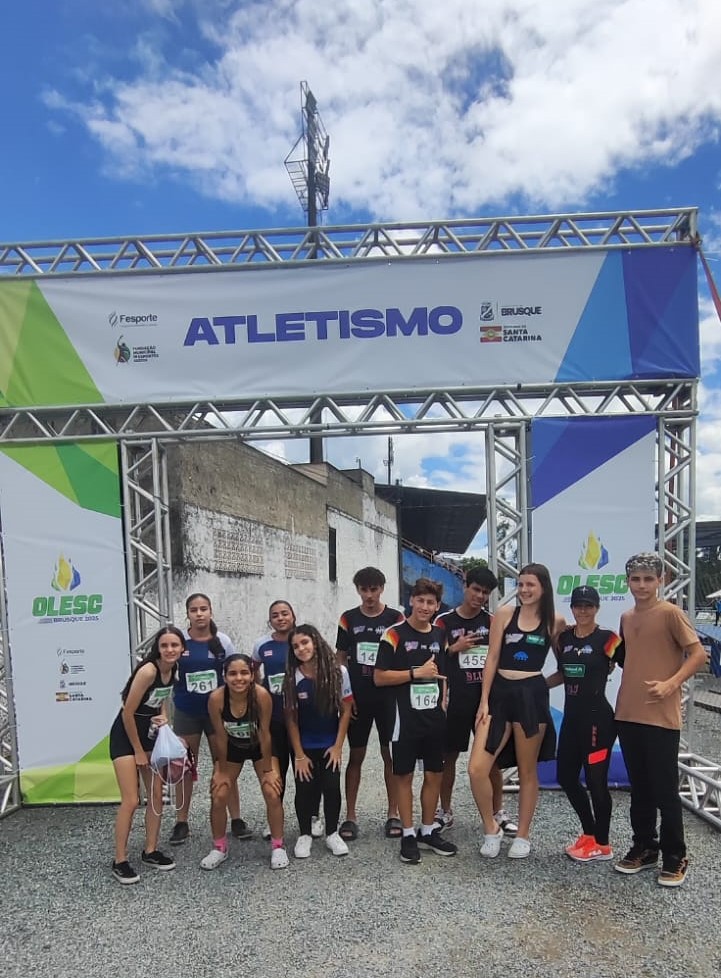 Blumenau conquista três medalhas na etapa de atletismo da 25ª Olesc